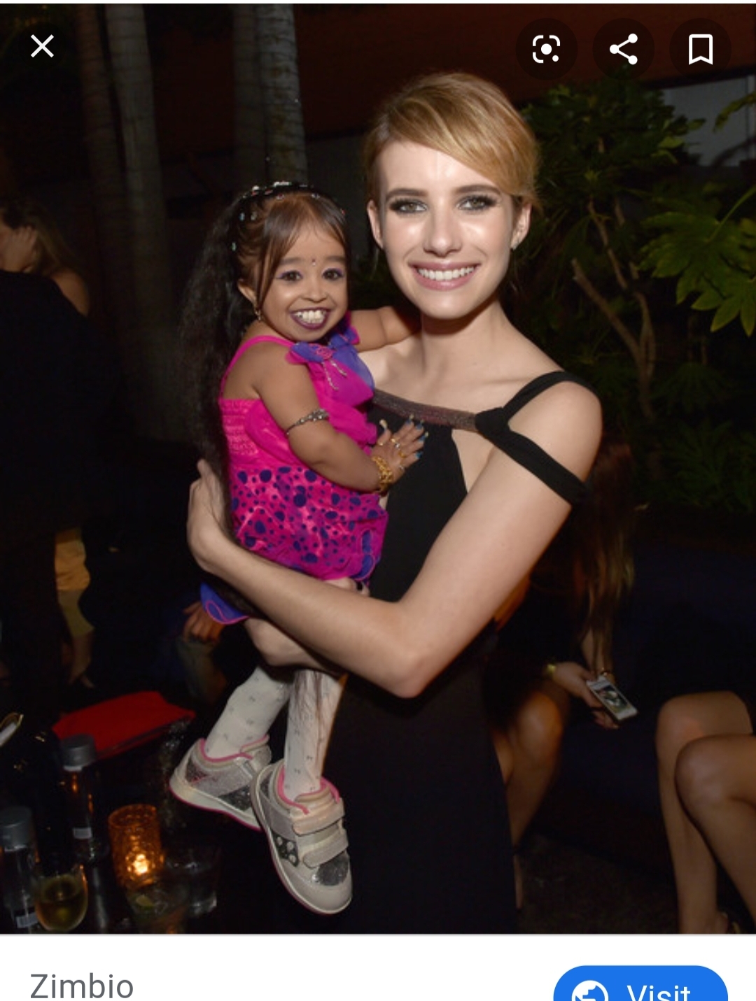 Jyoti with her American Horror Story co-star Emma Roberts