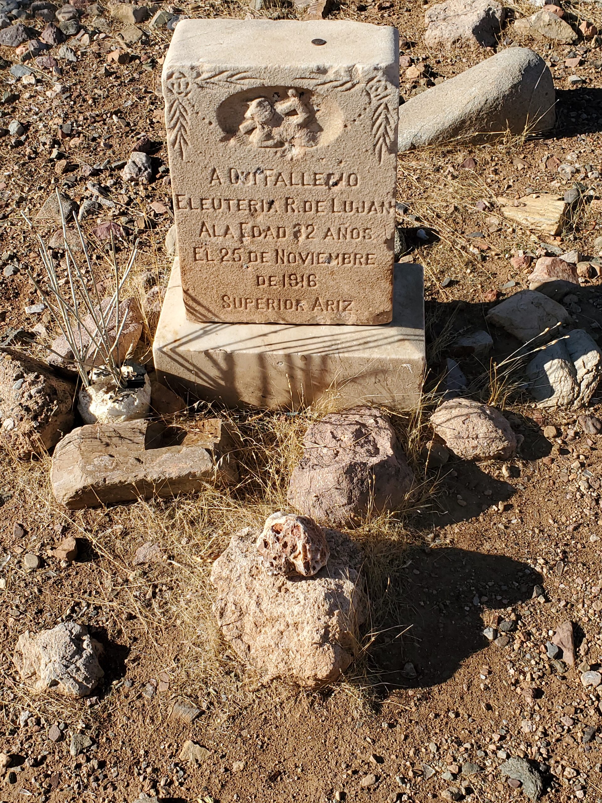 One of the better marked Historic Pinal graves
