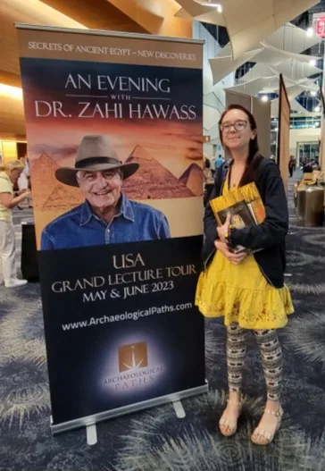 Zoe at the zahi hawass lecture in phx, may 2023
